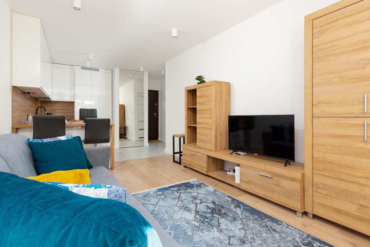 Apartments City Center Ochota By Noclegi Renters Varşovia Exterior foto